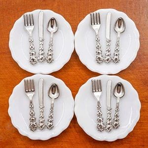 (16pc) Odoria Plate and Cutlery set